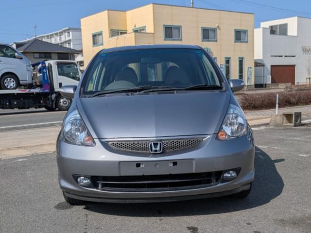 フィット １．５Ｗ　５速ＭＴ（2枚目）