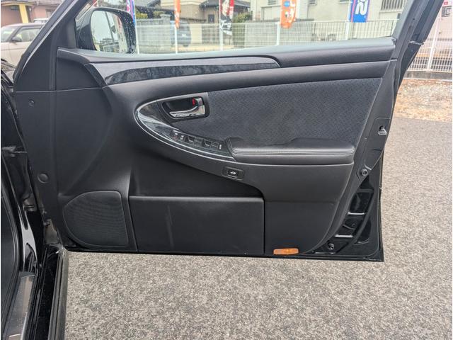 クラウン アスリート　サンルーフ　ルーフバイザー　車検２年付（14枚目）