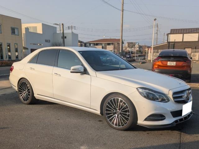 Ｅクラス Ｅ３００　アバンギャルド　社外１９ＡＷ　車検Ｒ９年３月（3枚目）
