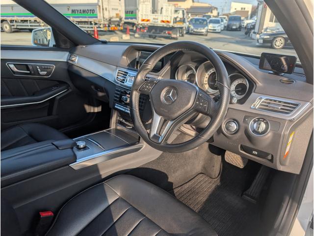 Ｅクラス Ｅ３００　アバンギャルド　社外１９ＡＷ　車検Ｒ９年３月（16枚目）