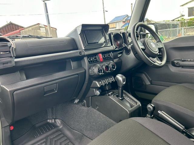 ジムニー ＸＣ　ＡｐｐｌｅＣａｒＰｌａｙ・バックカメラ・Ｂｌｕｅｔｏｏｔｈオーディオ・マッドフラップ・ＥＴＣ・ドリンクホルダー・ドライブレコーダー・クルーズコントロール・左右シートヒーター・アルミホイール（34枚目）