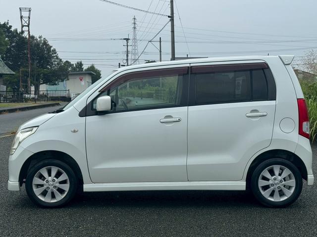 ワゴンＲ ＦＸリミテッド　プッシュスタート・スマートキー×２・電動格納ミラー・オーディオ・パワーステアリング・盗難防止装置・パワーウィンドウ・ベンチシート・フルフラットシート（17枚目）