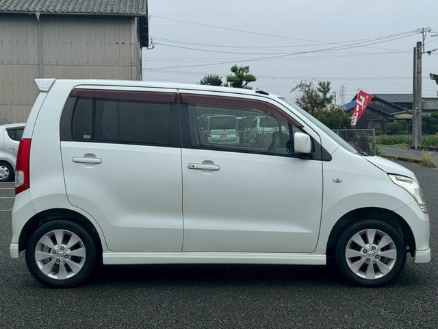 ワゴンＲ ＦＸリミテッド　プッシュスタート・スマートキー×２・電動格納ミラー・オーディオ・パワーステアリング・盗難防止装置・パワーウィンドウ・ベンチシート・フルフラットシート（20枚目）