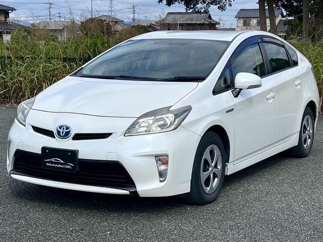 プリウス S ナビ・フルセグ・Bluetooth・ETC・オートエアコン・オートヘッドライト・プッシュスタート・ステアリングリモコン・電動格納ミラー・スマートキー・フォグランプ(20枚目)