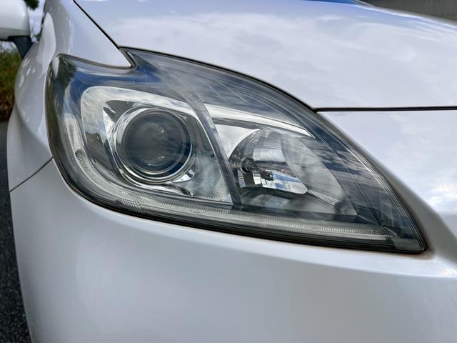 プリウス S ナビ・フルセグ・Bluetooth・ETC・オートエアコン・オートヘッドライト・プッシュスタート・ステアリングリモコン・電動格納ミラー・スマートキー・フォグランプ(26枚目)