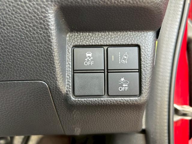 Ｎ－ＢＯＸカスタム Ｇ・Ｌホンダセンシング　ディーラー整備車両・ドライブレコーダー・ＥＴＣ・バックカメラ・ナビ・フルセグ・ＴＶ・Ｂｌｕｅｔｏｏｔｈオーディオ・左パワースライドドア・アルミホイール・アダプティブクルーズコントロール（12枚目）
