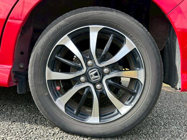 Ｎ－ＢＯＸカスタム Ｇ・Ｌホンダセンシング　ディーラー整備車両・ドライブレコーダー・ＥＴＣ・バックカメラ・ナビ・フルセグ・ＴＶ・Ｂｌｕｅｔｏｏｔｈオーディオ・左パワースライドドア・アルミホイール・アダプティブクルーズコントロール（14枚目）