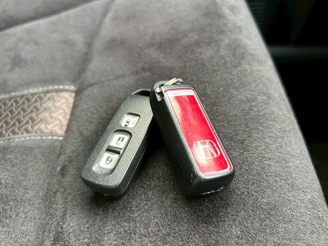 Ｎ－ＢＯＸカスタム Ｇ・Ｌホンダセンシング　ディーラー整備車両・ドライブレコーダー・ＥＴＣ・バックカメラ・ナビ・フルセグ・ＴＶ・Ｂｌｕｅｔｏｏｔｈオーディオ・左パワースライドドア・アルミホイール・アダプティブクルーズコントロール（17枚目）