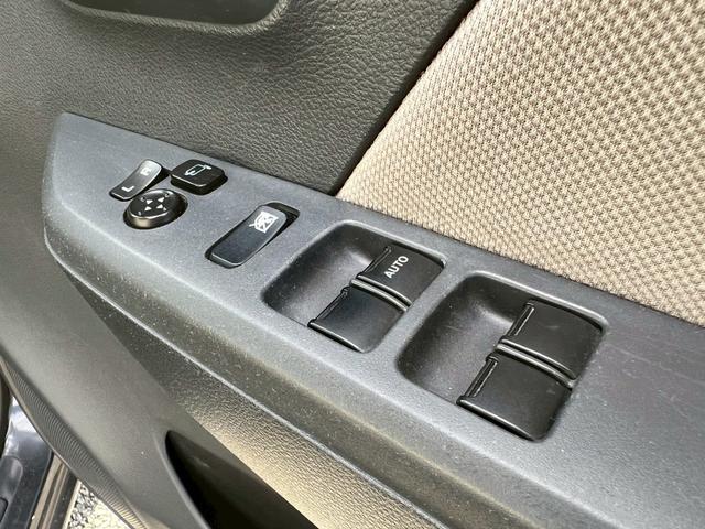 ワゴンＲ ＦＸ　ナビ・ＴＶ・ＥＴＣ・アイドリングストップ・フルフラットシート・キーレス・ＡＢＳ・エアバック・パワーステアリング・パワーウィンドウ・オートエアコン・横滑り防止装置（10枚目）