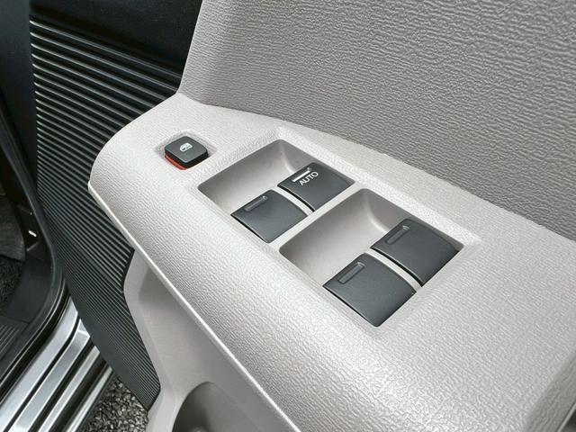 フリード フレックス　Ｆパッケージ　・オーディオ・ＥＴＣ・両側スライドドア・オートエアコン・電動格納ミラー・キーレス（9枚目）