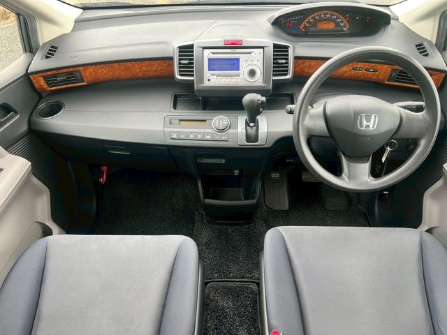 フリード フレックス　Ｆパッケージ　・オーディオ・ＥＴＣ・両側スライドドア・オートエアコン・電動格納ミラー・キーレス（11枚目）