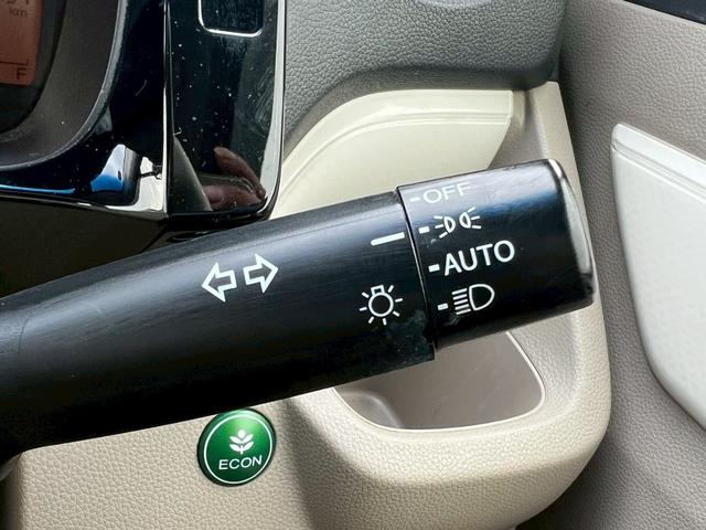 Ｎ－ＷＧＮ Ｇコンフォートパッケージ　ディーラー車・ナビ・ＴＶ・Ｂｌｕｅｔｏｏｔｈ・バックカメラ・オートエアコン・ステアリングリモコン・オートヘッドライト・プッシュスタート・前席両側シートヒーター・電動格納ミラー・アイドリングストップ（12枚目）