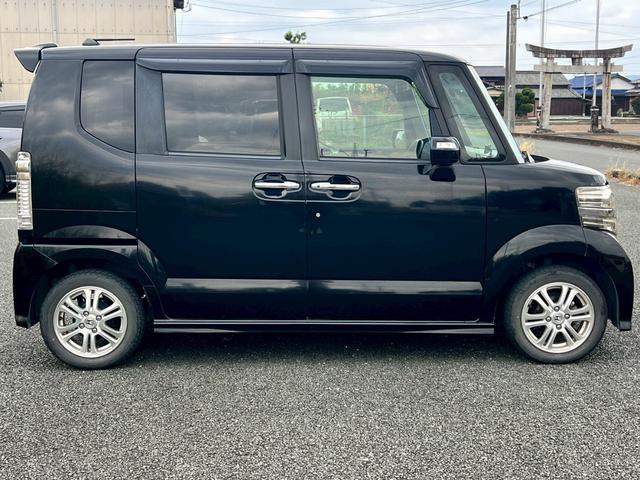 Ｎ－ＢＯＸカスタム Ｇ・Ｌパッケージ　ディーラー車・ナビ・フルセグ・バックカメラ・オートエアコン・ステアリングリモコン・スマートキー・プッシュスタート・電動格納ミラー・アルミホイール・オートヘッドライト・アイドリングストップ（25枚目）