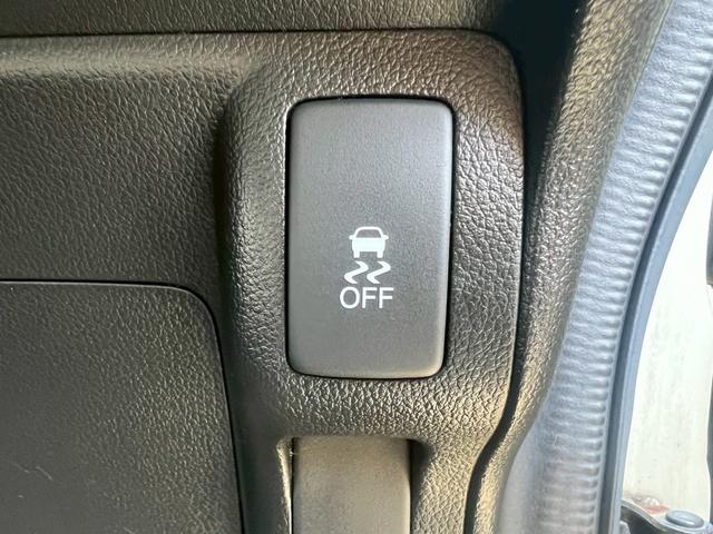 Ｎ－ＢＯＸカスタム Ｇ　ＳＳパッケージ　オーディオ・ＥＴＣ・ドラレコ・両側パワースライドドア・オートエアコン・オートヘッドライト・プッシュスタート・アイドリングストップ・アルミホイール・フォグランプ・スマートキー・電格ミラー・横滑り防止装置（14枚目）