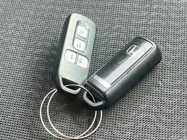 Ｎ－ＢＯＸカスタム Ｇ　ＳＳパッケージ　オーディオ・ＥＴＣ・ドラレコ・両側パワースライドドア・オートエアコン・オートヘッドライト・プッシュスタート・アイドリングストップ・アルミホイール・フォグランプ・スマートキー・電格ミラー・横滑り防止装置（15枚目）