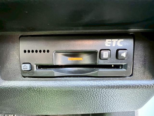 ワゴンR ハイブリッドFX ドライブレコーダー・ETC・ナビ・フルセグTV・Bluetoothオーディオ・バックカメラ・シートヒーター・アルミホイール・スマートキー×2・オートヘッドライト・フルフラットシート(9枚目)