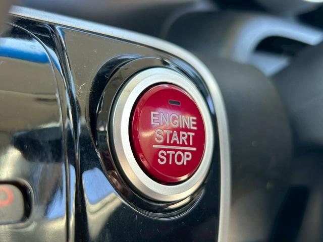 N-BOXカスタム G・Lパッケージ 左側パワースライドドア・右側イージークローザー・アイドリングストップ・ABS・横滑り防止装置・盗難防止装置・スマートキー・エコモード・アルミホイール・オートヘッドライト(6枚目)