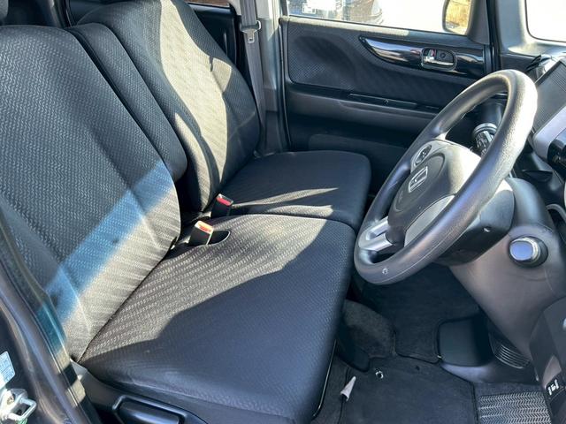 N-BOXカスタム G・Lパッケージ 左側パワースライドドア・右側イージークローザー・アイドリングストップ・ABS・横滑り防止装置・盗難防止装置・スマートキー・エコモード・アルミホイール・オートヘッドライト(19枚目)