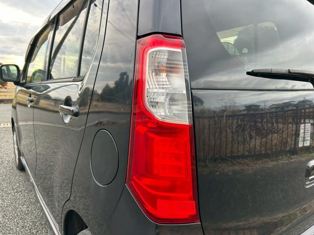 ワゴンR FXリミテッド 前後ドライブレコーダー・ETC・アイドリングストップ・スマートキー×2・プッシュスタート・アルミホイール・オートエアコン・ベンチシート・フルフラットシート・盗難防止装置(14枚目)