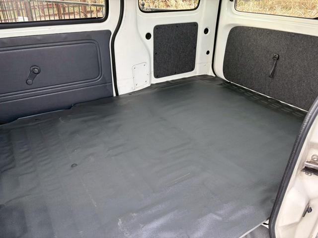 ハイゼットカーゴ ＤＸ　ドライブレコーダー・ＥＴＣ・スライドドア・エアコンクーラー・パワーステアリング・パワーウィンドウ・キーレス・助手席エアバッグ・運転席エアバッグ（25枚目）