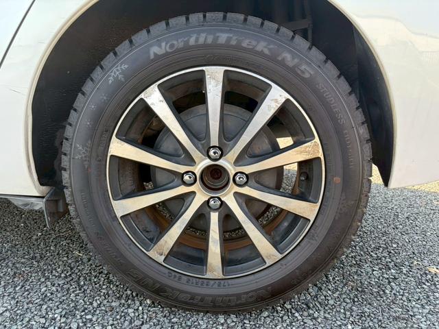 アクア Ｇ　ドライブレコーダー・バックカメラ・アイドリングストップ・ＥＴＣ・電動格納ミラー・パワーステアリング・パワーウィンドウ・ＡＢＳ・横滑り防止装置・エアコン・クーラー（15枚目）