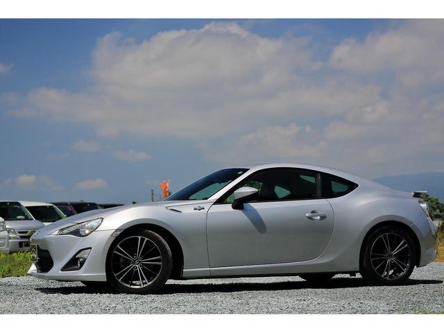 ８６ ＧＴリミテッド　車高調　カロッツェリアナビＴＶ　バックカメラ　６速マニュアル　ハーフレザーシート　ＨＩＤライト　ＤＶＤ再生可　スマートキー＆プッシュスタート　キーフリーシステム　ステアリング異音対策済み（28枚目）
