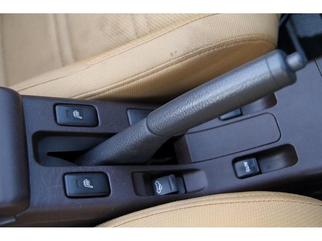 コペン ローブ　社外アンドロイドナビ　ワイヤレスカープレイ　ブリッツマフラー　社外アルミホイール　ＬＥＤライト　オートエアコン　スマートキー　プッシュスタート　電動オープン　シートヒーター（17枚目）
