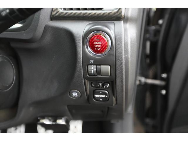 インプレッサ ＷＲＸ　ＳＴｉ　アペックスマフラー　スピリット車高調　スペックＣ用純正１８インチアルミホイール　６速マニュアル　ＤＣＣＤ　ＳＩドライブ　スマートキー　オートエアコン　ハーフレザーシート　スパルコステアリング（21枚目）