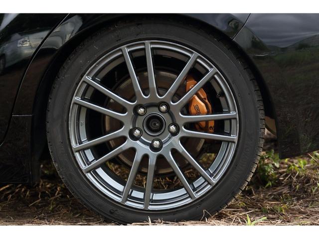 インプレッサ ＷＲＸ　ＳＴｉ　アペックスマフラー　スピリット車高調　スペックＣ用純正１８インチアルミホイール　６速マニュアル　ＤＣＣＤ　ＳＩドライブ　スマートキー　オートエアコン　ハーフレザーシート　スパルコステアリング（28枚目）