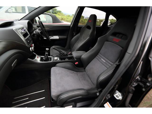インプレッサ ＷＲＸ　ＳＴｉ　アペックスマフラー　スピリット車高調　スペックＣ用純正１８インチアルミホイール　６速マニュアル　ＤＣＣＤ　ＳＩドライブ　スマートキー　オートエアコン　ハーフレザーシート　スパルコステアリング（36枚目）
