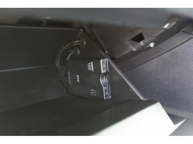 ８６ ＧＴ　６速マニュアル　純正ナビ　フルセグＴＶ　バックカメラ　フロントカメラ　モデリスタトランクスポイラー　オートエアコン　オートリトラクトミラー　スマートキー（16枚目）