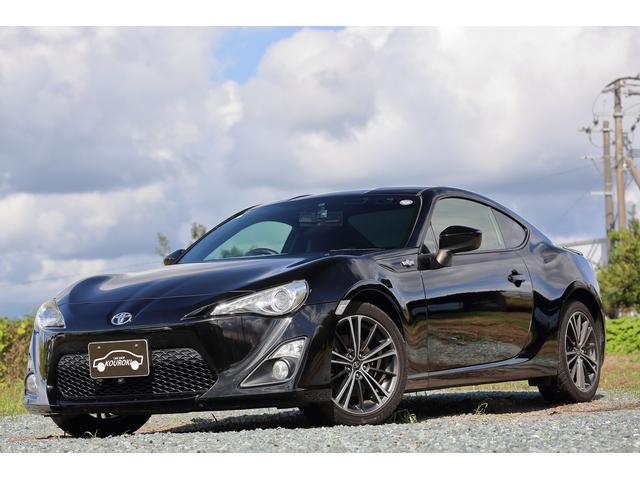 ８６ ＧＴ　６速マニュアル　純正ナビ　フルセグＴＶ　バックカメラ　フロントカメラ　モデリスタトランクスポイラー　オートエアコン　オートリトラクトミラー　スマートキー（41枚目）