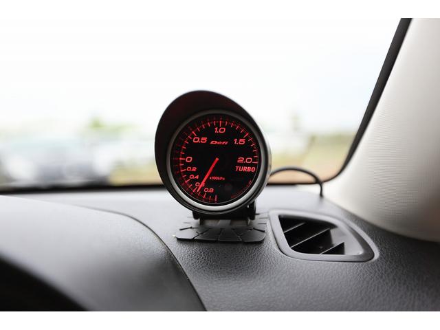 インプレッサ ２．０ＧＴ　５速マニュアル　タイミングベルト交換済み（９万ｋｍ）ＴＥＩＮ車高調　ヨコハマ１７インチアルミホイール（ＡＶＳモデル５）　Ｄｅｆｉブーストメーター（アドバンスＢＦ）　クラッチ新品（12枚目）