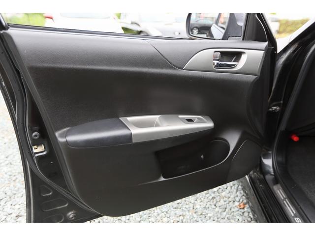 インプレッサ ２．０ＧＴ　５速マニュアル　タイミングベルト交換済み（９万ｋｍ）ＴＥＩＮ車高調　ヨコハマ１７インチアルミホイール（ＡＶＳモデル５）　Ｄｅｆｉブーストメーター（アドバンスＢＦ）　クラッチ新品（30枚目）
