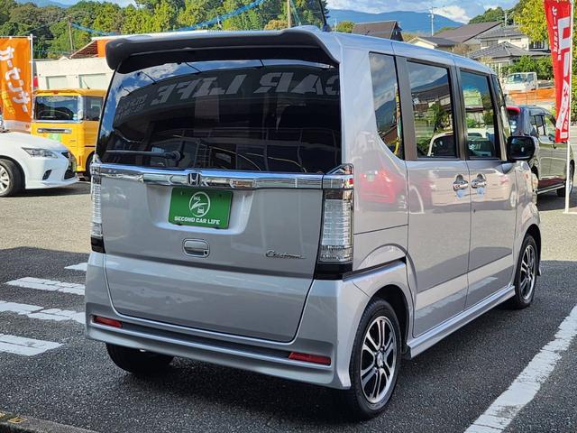N-BOXカスタム G SSパッケージ 社外ナビ/TV/ETC/両側電動スライドア/ステアリングスイッチ/ユーザー買取車(3枚目)