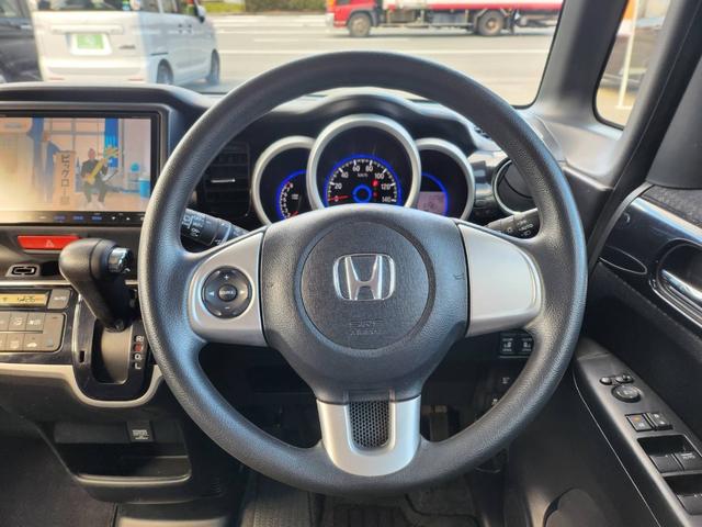 N-BOXカスタム G・Lパッケージ 純正8インチナビ/バックモニター/フルセグTV/両側電動スライドドア/ETC/ユーザー買取(5枚目)