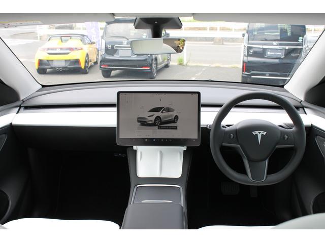 モデルＹ ＲＷＤ　大画面純正ナビ・Ｂｌｕｅｔｏｏｔｈ・パノラマルーフ・純正アルミ・全方位モニター・ＬＥＤヘッドライト・シートヒーター・カードキー・オートパイロット・（2枚目）