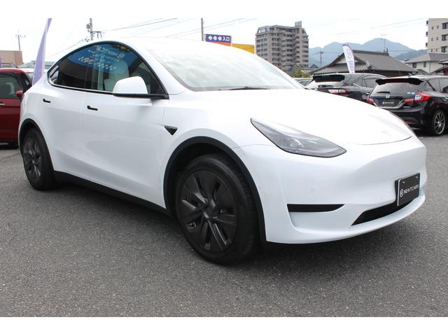 モデルＹ ＲＷＤ　大画面純正ナビ・Ｂｌｕｅｔｏｏｔｈ・パノラマルーフ・純正アルミ・全方位モニター・ＬＥＤヘッドライト・シートヒーター・カードキー・オートパイロット・（12枚目）