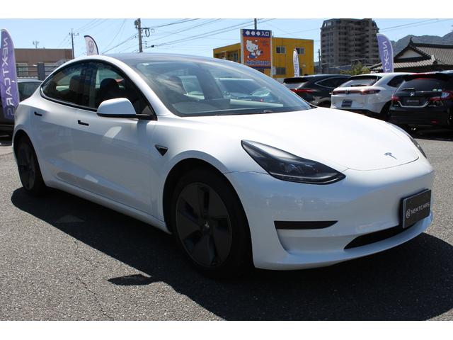 モデル３ スタンダードレンジプラス　黒革・大型ディスプレイナビ・Ｂｌｕｅｔｏｏｔｈ・パノラマガラスルーフ・純正アルミ・オートパイロット・３６０°カメラ・ＬＥＤヘッドライト・シートヒーター・カードキー・オートパイロット（13枚目）