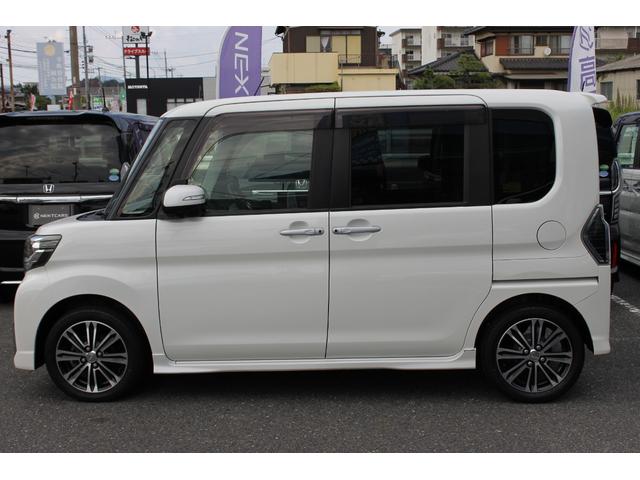 タント カスタムＲＳ　トップエディションＳＡＩＩＩ　社外８インチメモリーナビ・バックカメラ・ＣＤ／ＤＶＤ・Ｂｌｕｅｔｏｏｔｈ・両側電動スライドドア・シートヒーター・オートハイビーム・ハーフレザーシート・ＬＥＤヘッドライト・プッシュスタート・純正アルミ（13枚目）