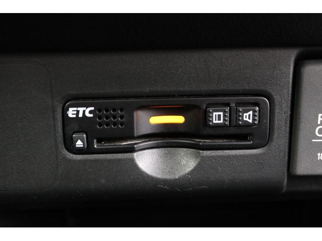 Ｎ－ＢＯＸカスタム Ｇ・ターボＬパッケージ　無限マフラー・社外ナビ・バックカメラ・Ｂｌｕｅｔｏｏｔｈ・ＣＤ・両側電動スライドドア・無限マフラー・ハーフレザーシート・ＨＩＤヘッドライト・ターボ・（6枚目）
