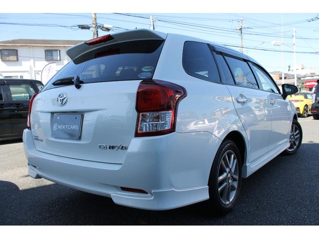 カローラフィールダー １．５Ｇ　エアロツアラー・ダブルバイビー　純正ナビ・ＴＶ・ＣＤ／ＤＶＤ・バックカメラ・Ｂｌｕｅｔｏｏｔｈ・純正アルミ・ＬＥＤヘッドライト・純正エアロバンパー・ビルトインＥＴＣ・スマートキー・ハーフレザーシート・特別仕様車（7枚目）