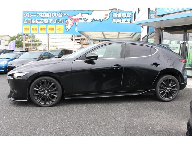 MAZDA3ファストバック 20Sバーガンディ セレクション 純正エアロ・純正ナビ・フルセグTV・レザーシート・バックカメラ・CD/DVD再生・Bluetooth・8スピーカー・マツダコネクト・レーダークルーズ・スマートブレーキサポート・車線逸脱警報(22枚目)
