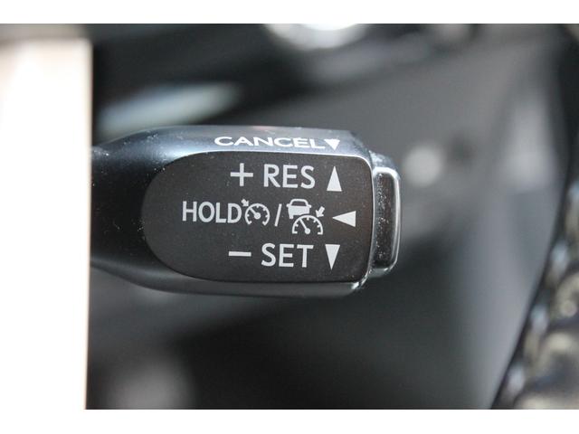 プリウス Sツーリングセレクション 純正9インチナビ・フルセグTV・CD/DVD再生・音楽録音・バックカメラ・Bluetooth・レザーシート・LEDヘッドライト・ビルトインETC・シートヒーター・レーダークルーズ・車線逸脱警報(10枚目)