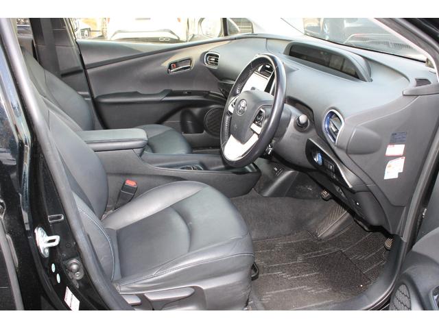 プリウス Sツーリングセレクション 純正9インチナビ・フルセグTV・CD/DVD再生・音楽録音・バックカメラ・Bluetooth・レザーシート・LEDヘッドライト・ビルトインETC・シートヒーター・レーダークルーズ・車線逸脱警報(24枚目)