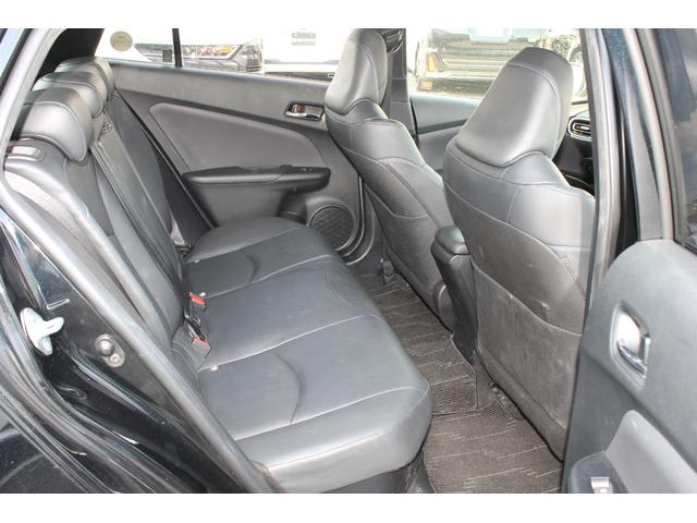 プリウス Sツーリングセレクション 純正9インチナビ・フルセグTV・CD/DVD再生・音楽録音・バックカメラ・Bluetooth・レザーシート・LEDヘッドライト・ビルトインETC・シートヒーター・レーダークルーズ・車線逸脱警報(25枚目)