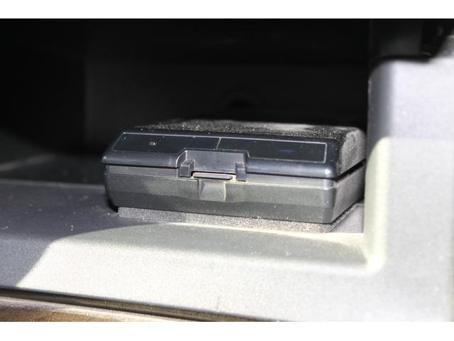 マークX 250G 純正ナビ・TV・CD/DVD再生・Bluetooth・バックカメラ・純正アルミ・LEDヘッドライト・ビルトインETC・プッシュスタート・オートエアコン・(4枚目)