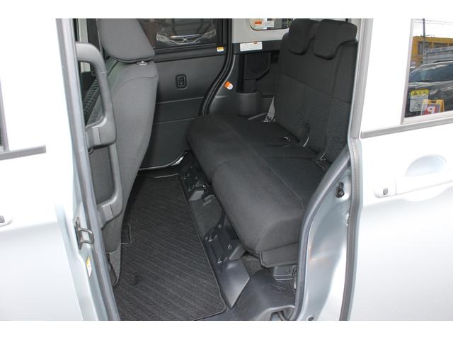 ルーミー Ｘ　Ｓ　社外メモリーナビ・フルセグＴＶ・ＣＤ／ＤＶＤ・バックカメラ・電動スライドドア・ドライブレコーダー・衝突軽減ブレーキ・スマートキー・プッシュスタート・電格ミラー・（11枚目）