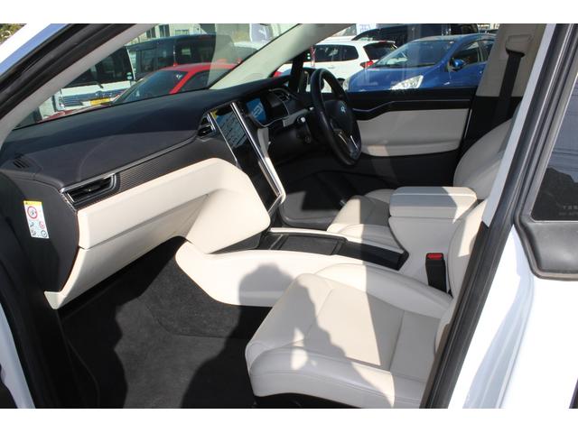 モデルX 100D オートパイロット・大型ディスプレイナビ・全方位センサー・Bluetooth・ガラスルーフ・純正22インチアルミ・LEDヘッドライト・LEDフォグ・サイドカメラ・オートオープンドア・ステアリングヒーター(10枚目)