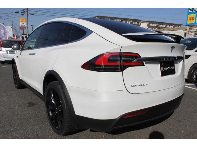 モデルX 100D オートパイロット・大型ディスプレイナビ・全方位センサー・Bluetooth・ガラスルーフ・純正22インチアルミ・LEDヘッドライト・LEDフォグ・サイドカメラ・オートオープンドア・ステアリングヒーター(17枚目)